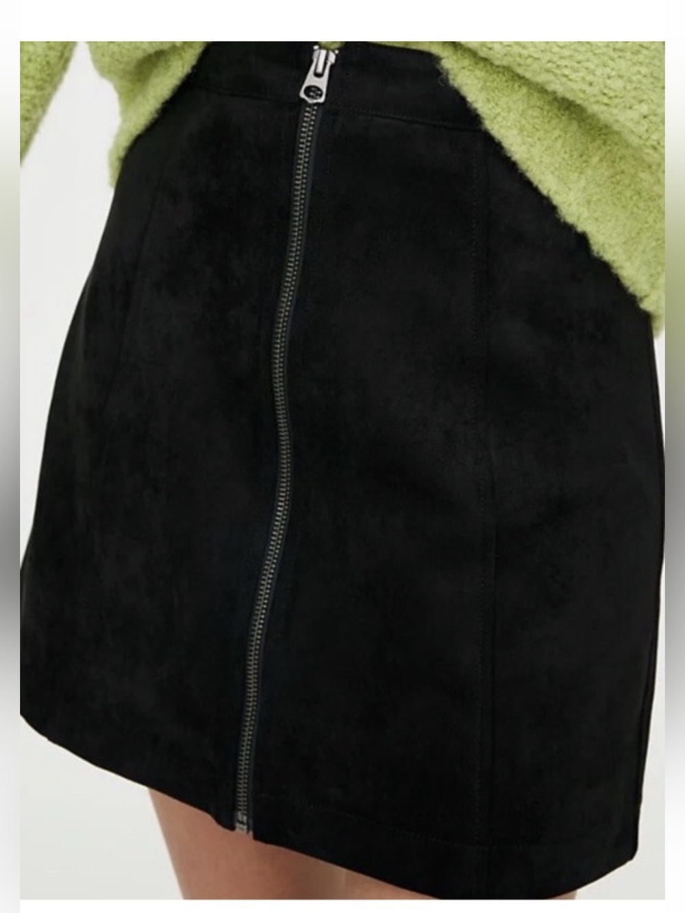 Aritzia Wilfred Free Mini Skirt Faux Suede Size 8 Black